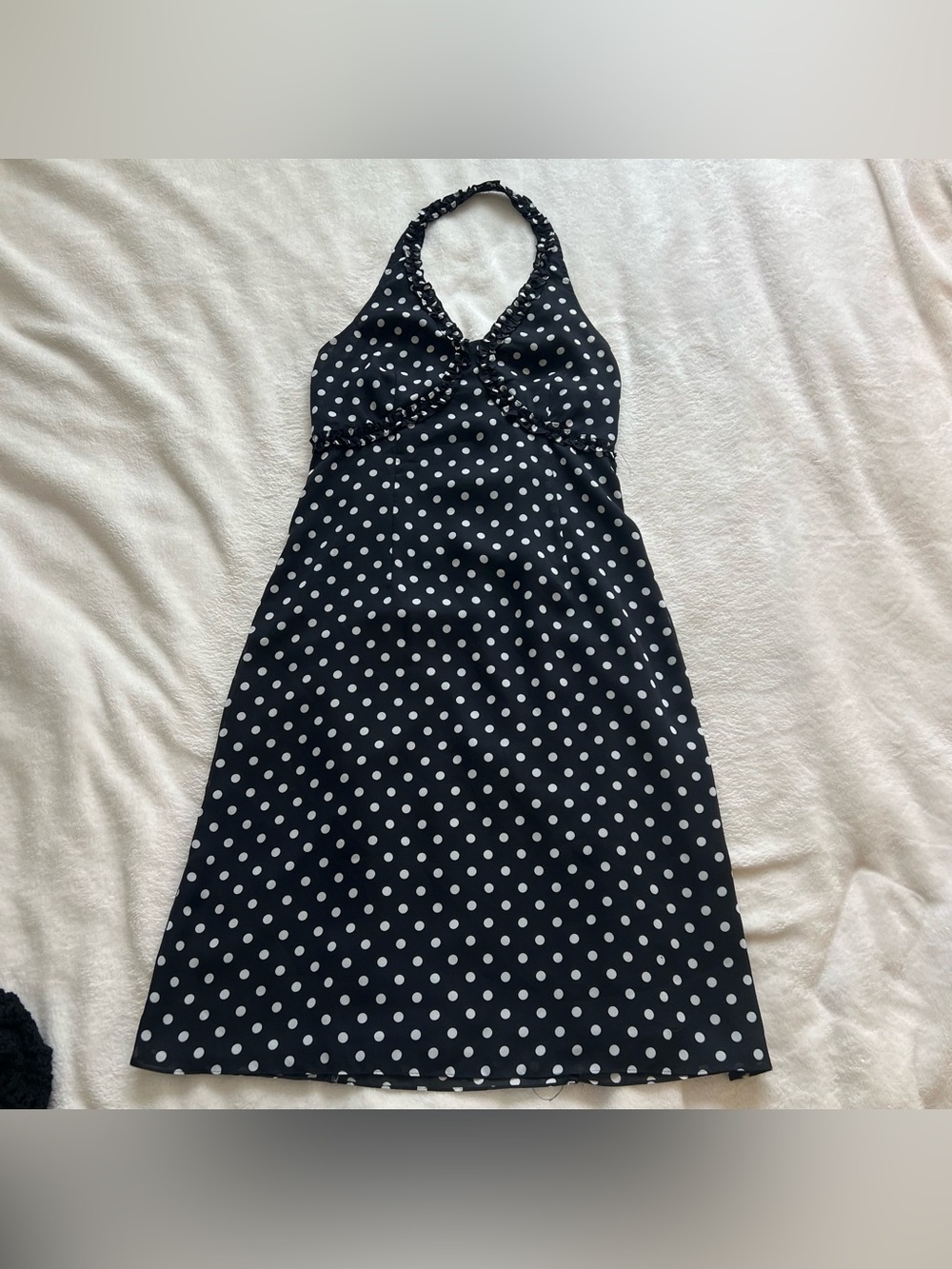 Polka Dot Black White Halter Dress with Ruffle around neck. Midi length. Vintage